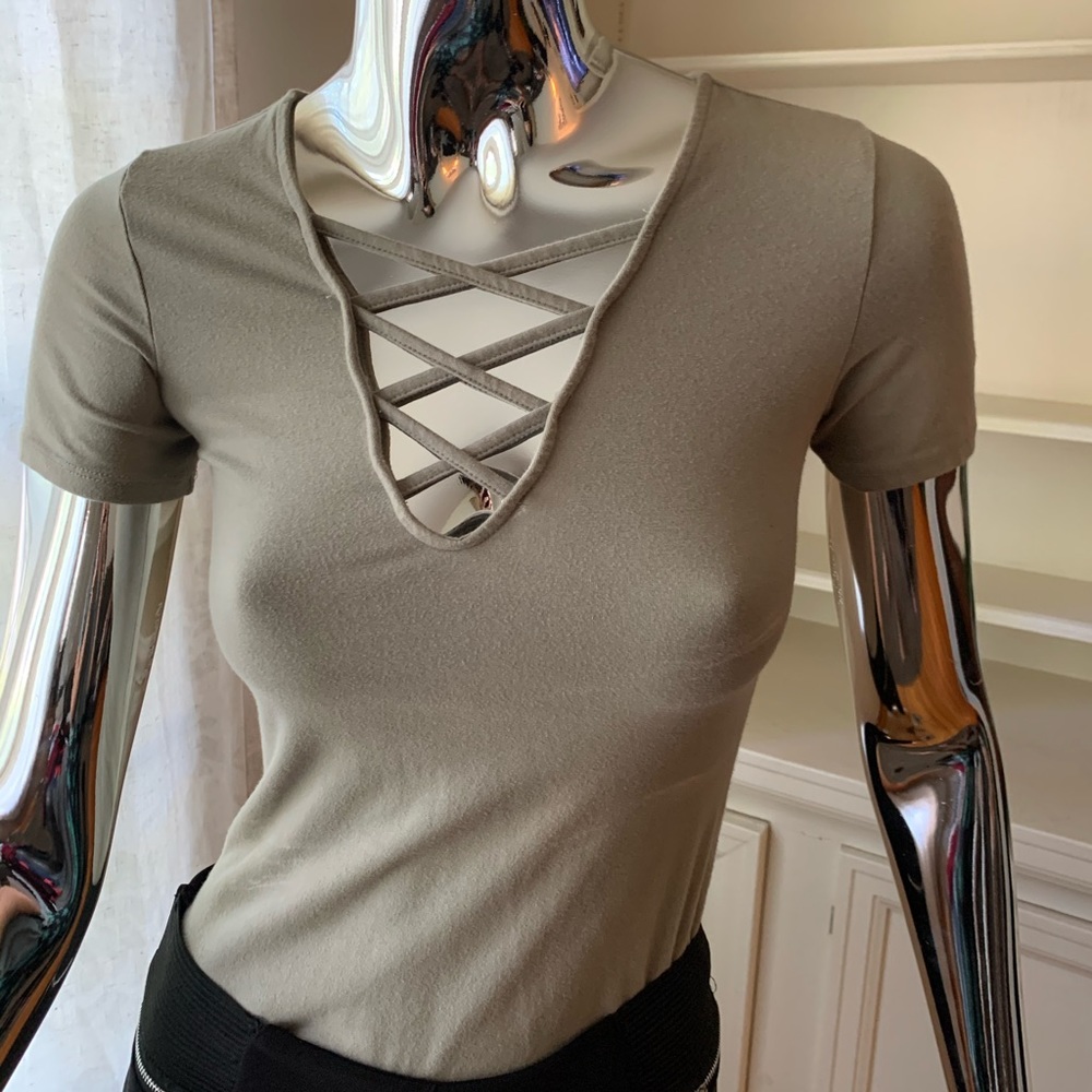 Green short sleeve bodysuit